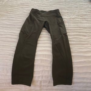 lululemon 23” Cropped Leggings in Olive